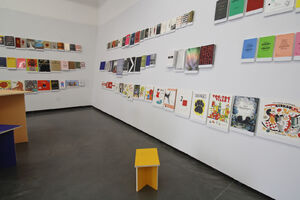 Vue de l’exposition Volumes : éditer